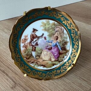 Imperial Porcelain Decorative Plate with Gold and Green Accents